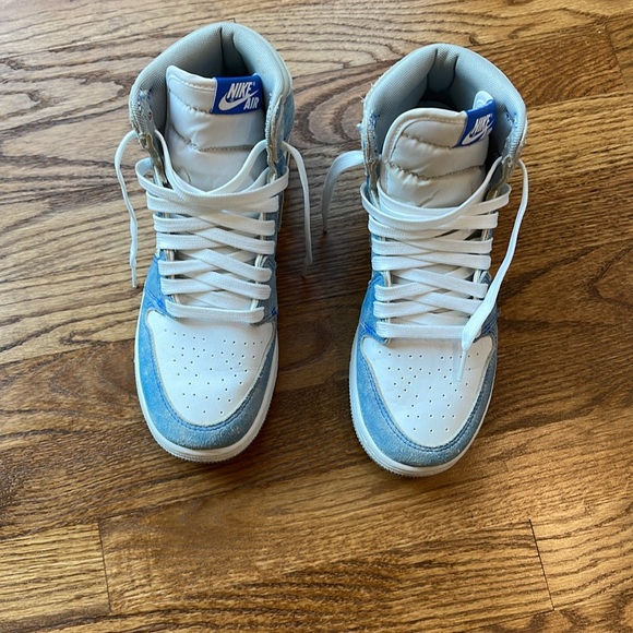 Jordan 1 Retro High Hyper Royal Smoke Grey - Picture 3 of 15